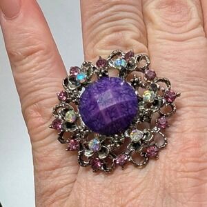 Vtg Huge Cocktail Ring Adjustable Purple SilverTone Filigree Rhinestone PInk AB